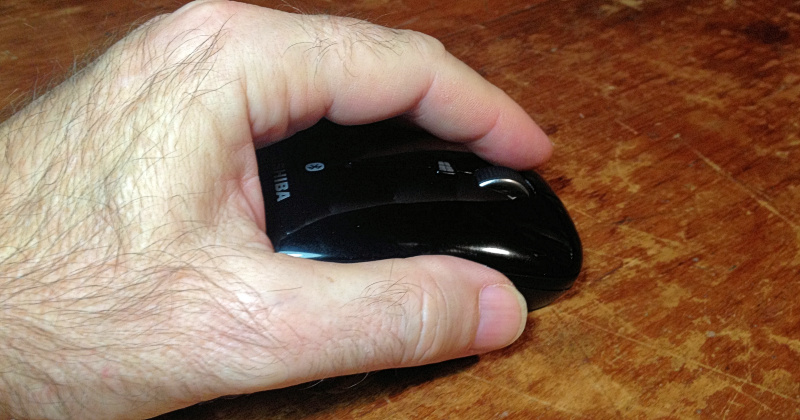 using a mouse left-handed